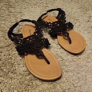American Eagle Sandals